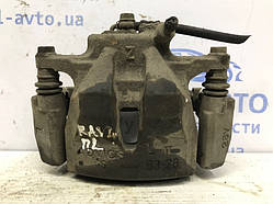 Суппорт передній лівий Toyota Rav 4 A30 2.0 БЕНЗИН 1AZFE 2006 (б/у)