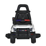 Толокар-електромобіль Поліція 5844 B, білий, фото 2