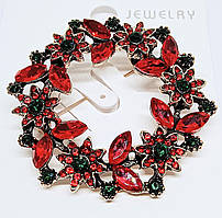 Брошка Finding Віночок з квітів стрази Червоні зелені золотиста основа 4.4 см х 4.6 см