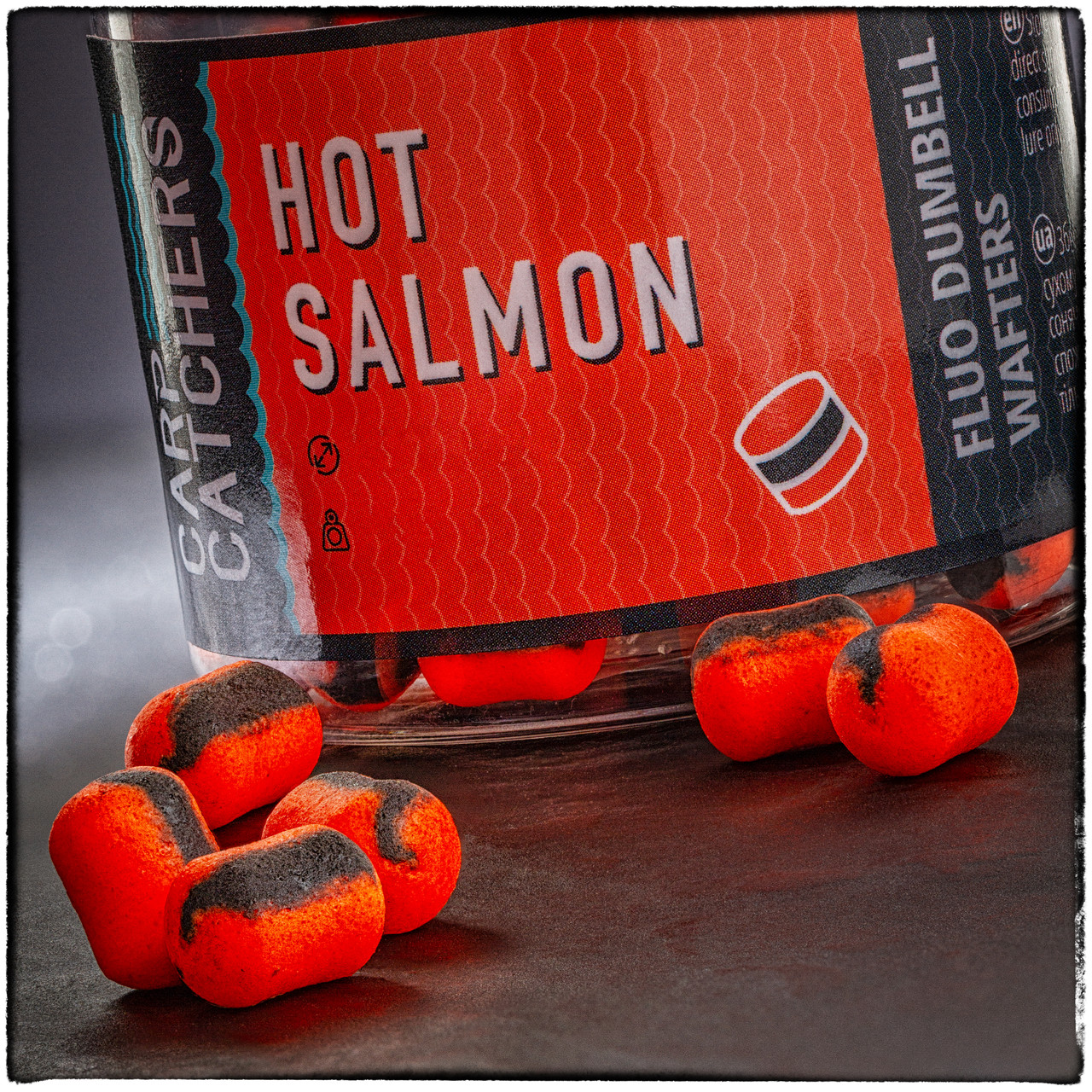 Вафтерc Carp Catchers Fluo Dumbell Wafters HOT SALMON MIX 10*7 и 8*5 мм