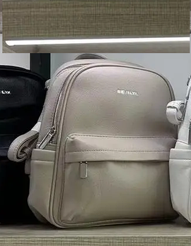 Жіночий рюкзак бежевий 30*25 см на блискавці з кишенею зі штучної шкіри Zhenya