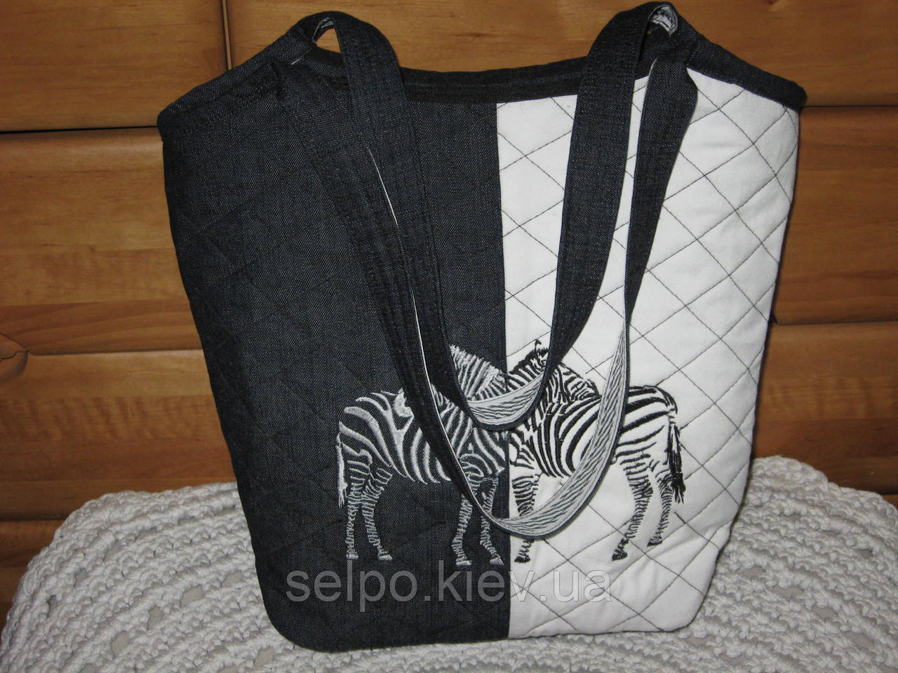 Джинсова сумка, авторська, чорно-біла з вишивкою Зебри. Ексклюзивна робота., фото 1