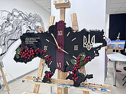 Годинник настінний з епоксидної смоли "Карта України"