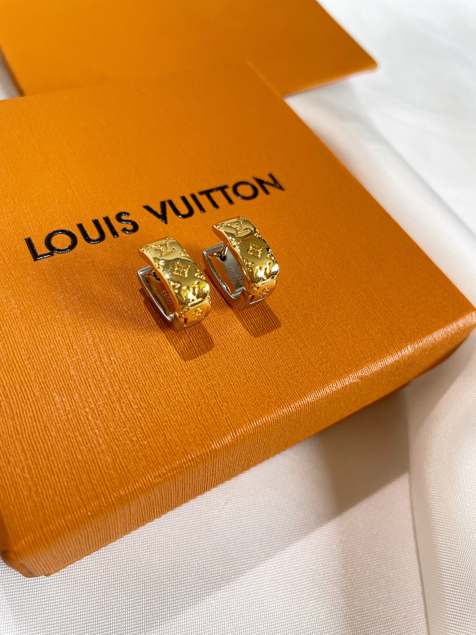 Жіночі брендові сережки Луї Віттон Louis Vuitton one size люкс якість, фото 1