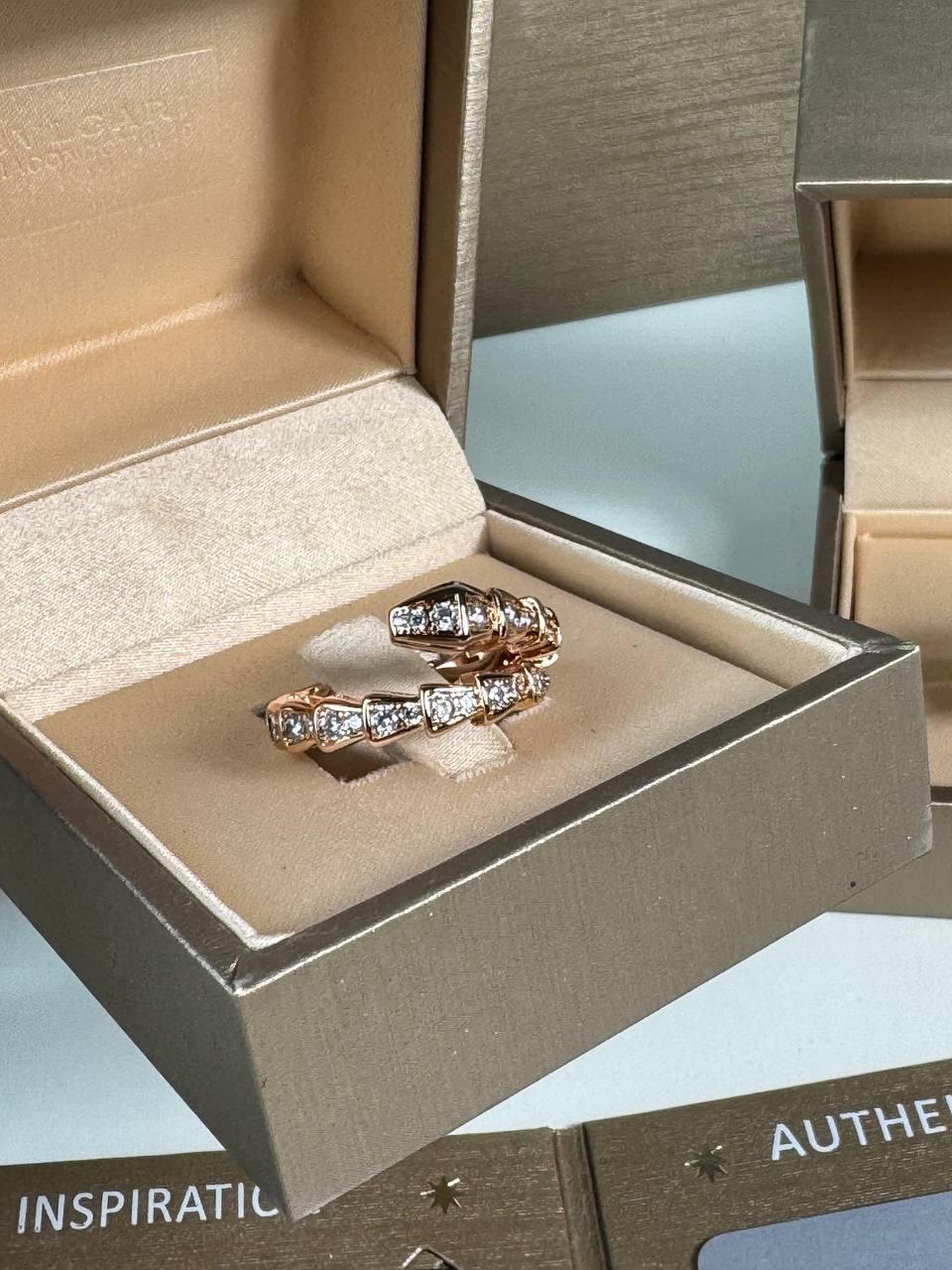Жіноче брендове Bvlgari кільце 17 люкс якість, фото 1