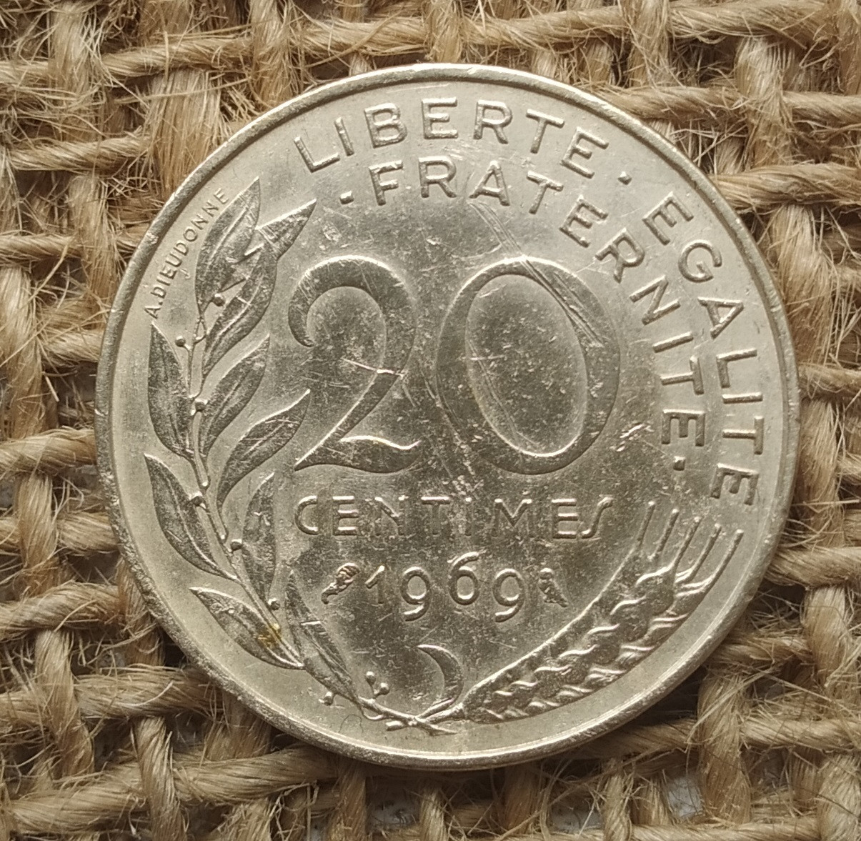 20 сантимiв 1969 року францiя