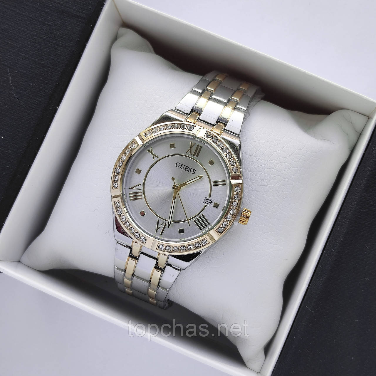 Жіночий годинник Guess (Гес) з римськими цифрами, срібло-золото, камінчики навколо циферблата - код 2485b