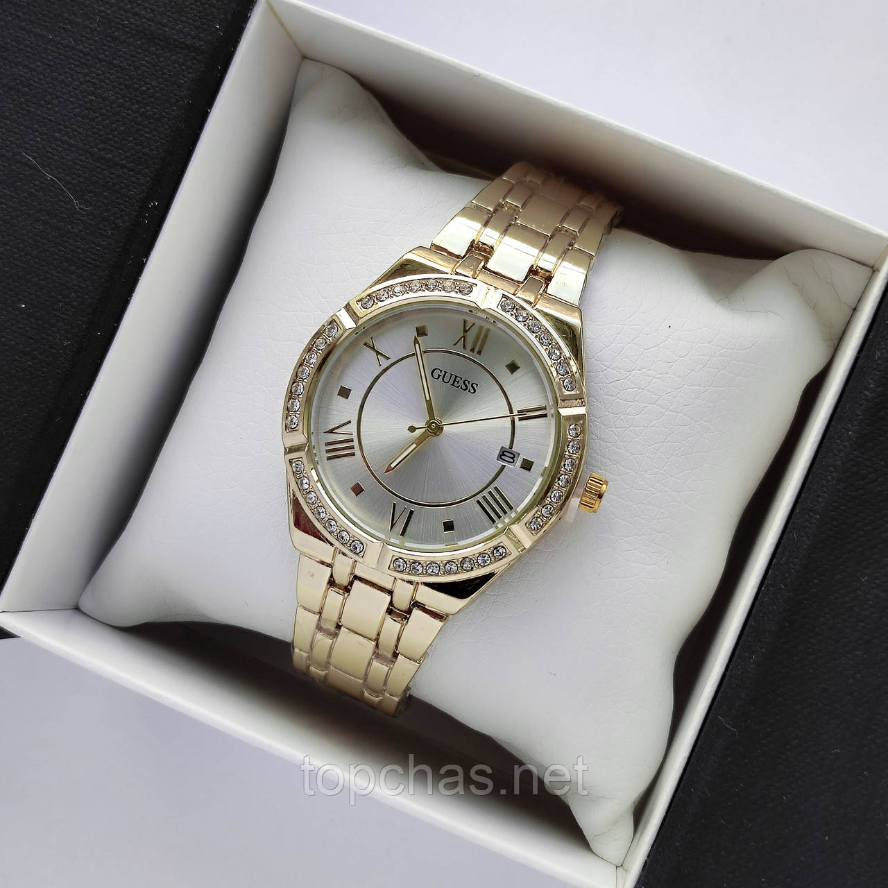 Жіночий годинник Guess (Гес) з римськими цифрами, золотий зі сріблястим, камінчики навколо, дата - код 2488b