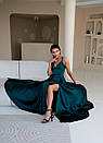Вечірня зелена атласна сукня довга з розрізом і пишною спідницею, фото 5