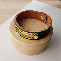 **Широкий браслет з шкіри, різана пластина з нержавіючої сталі, з гравіюванням будь-якого тексту, переставна застібка