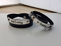 Кожаний браслет на два оберти з накладною шильдою штампованою під будь-який розмір для друга на подарунок