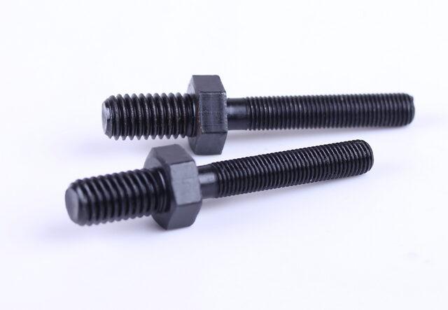 Шпильки коромида + гайки, к-т: 2 шт. - 156F