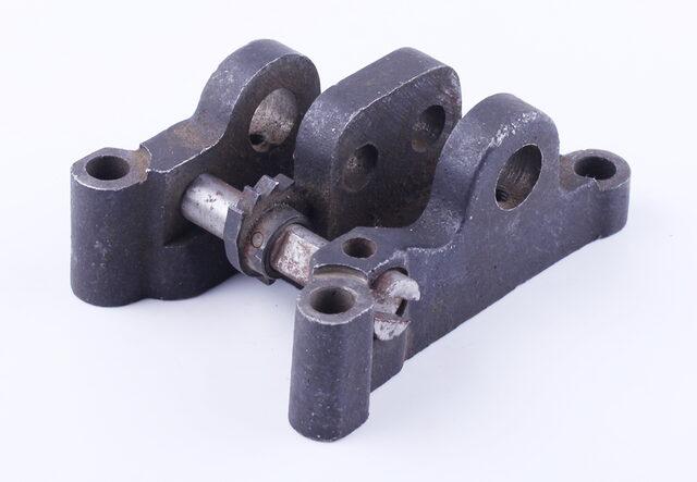 Стійка коромисла DLH1100