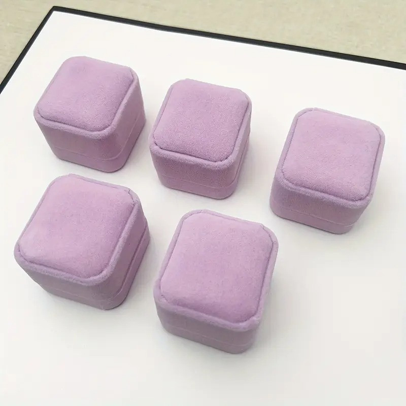 Рожева подарункова бархатна коробочка для обручальної каблучки весілля Валентина, фото 1