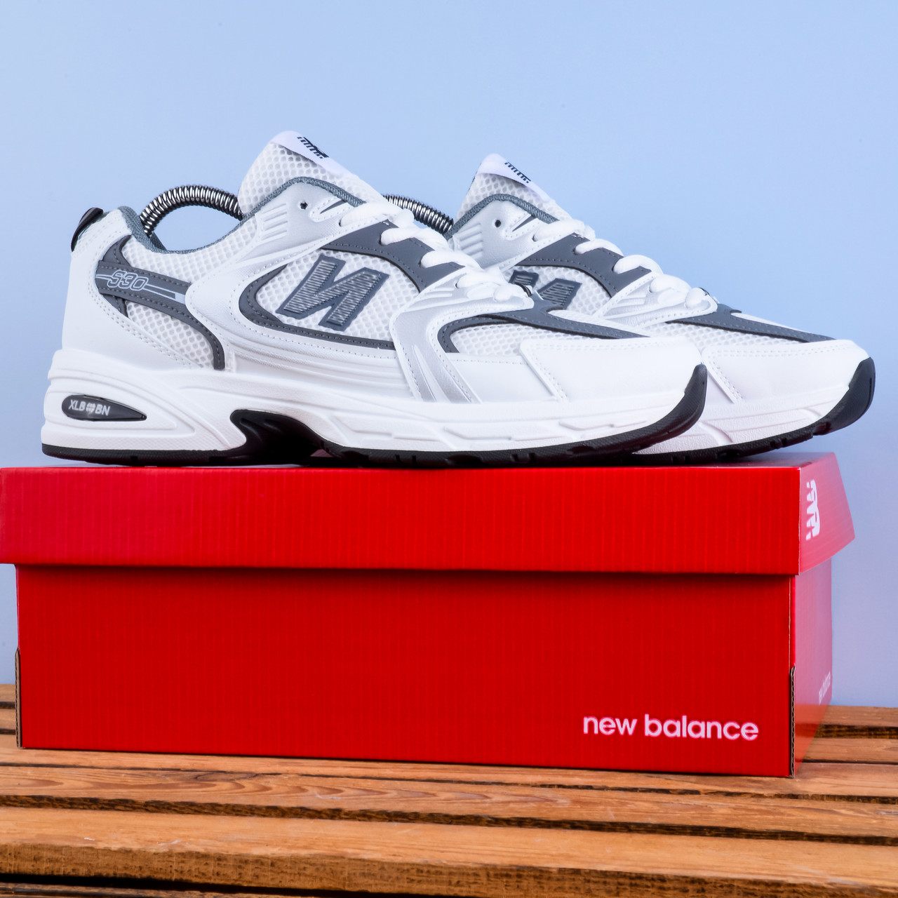 SALE Кросівки у сти лі New Balance 530 білі з сірими вставками