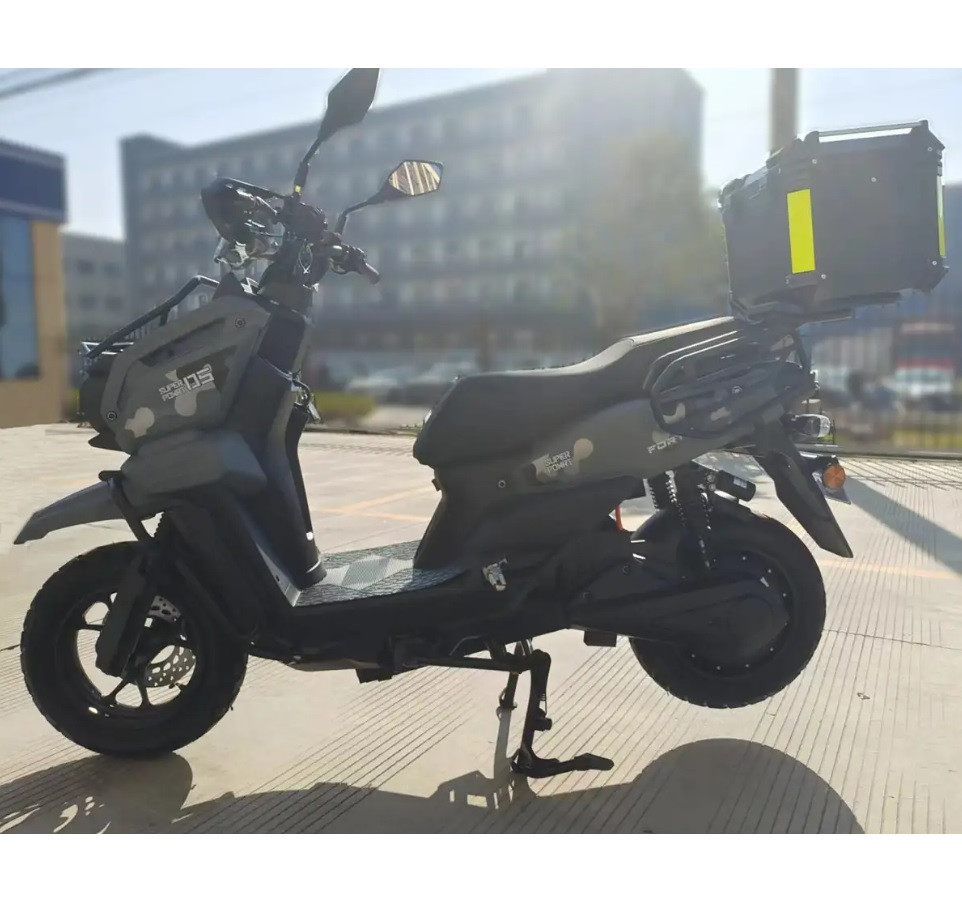 Скутер акумуляторний FORTE UNICORN-EV, чорно-сірий, термобокс (138252), Сірий