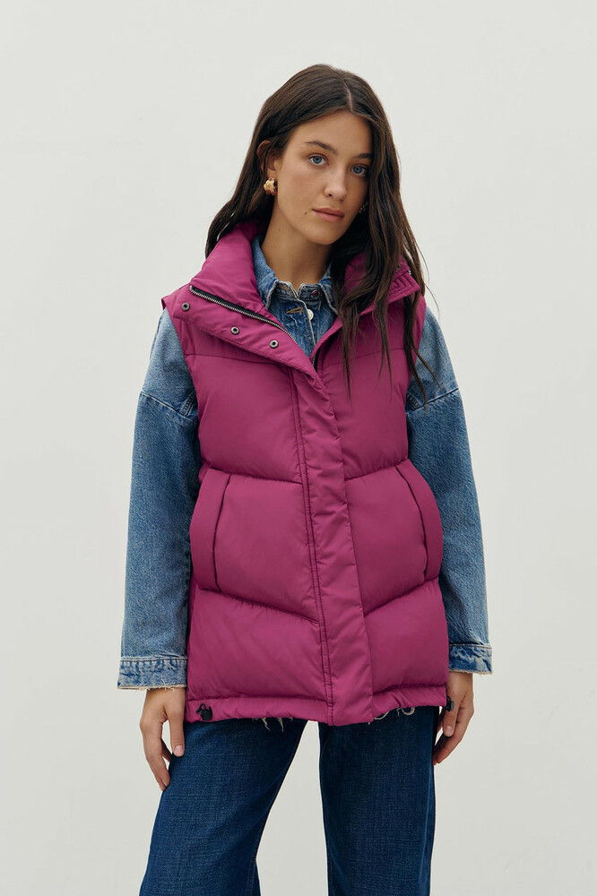 Жилет жіночий утеплений з кнопками фуксія Modna KAZKA MKRM4188-3, фото 1