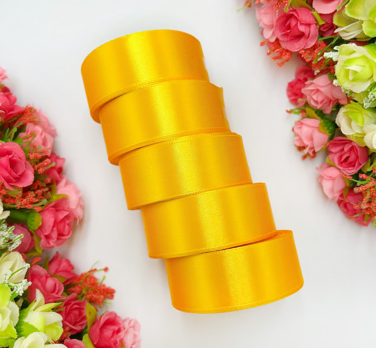 Атласна стрічка для рукоділля - 2,5 см x 23 м (опт, 5 рулонів) / Теплий жовтий, фото 1