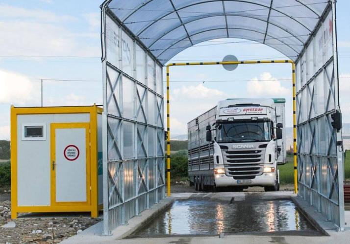 🚛 Дезбар'єри для транспорту: ефективний захист від інфекцій та забруднень! 🔬