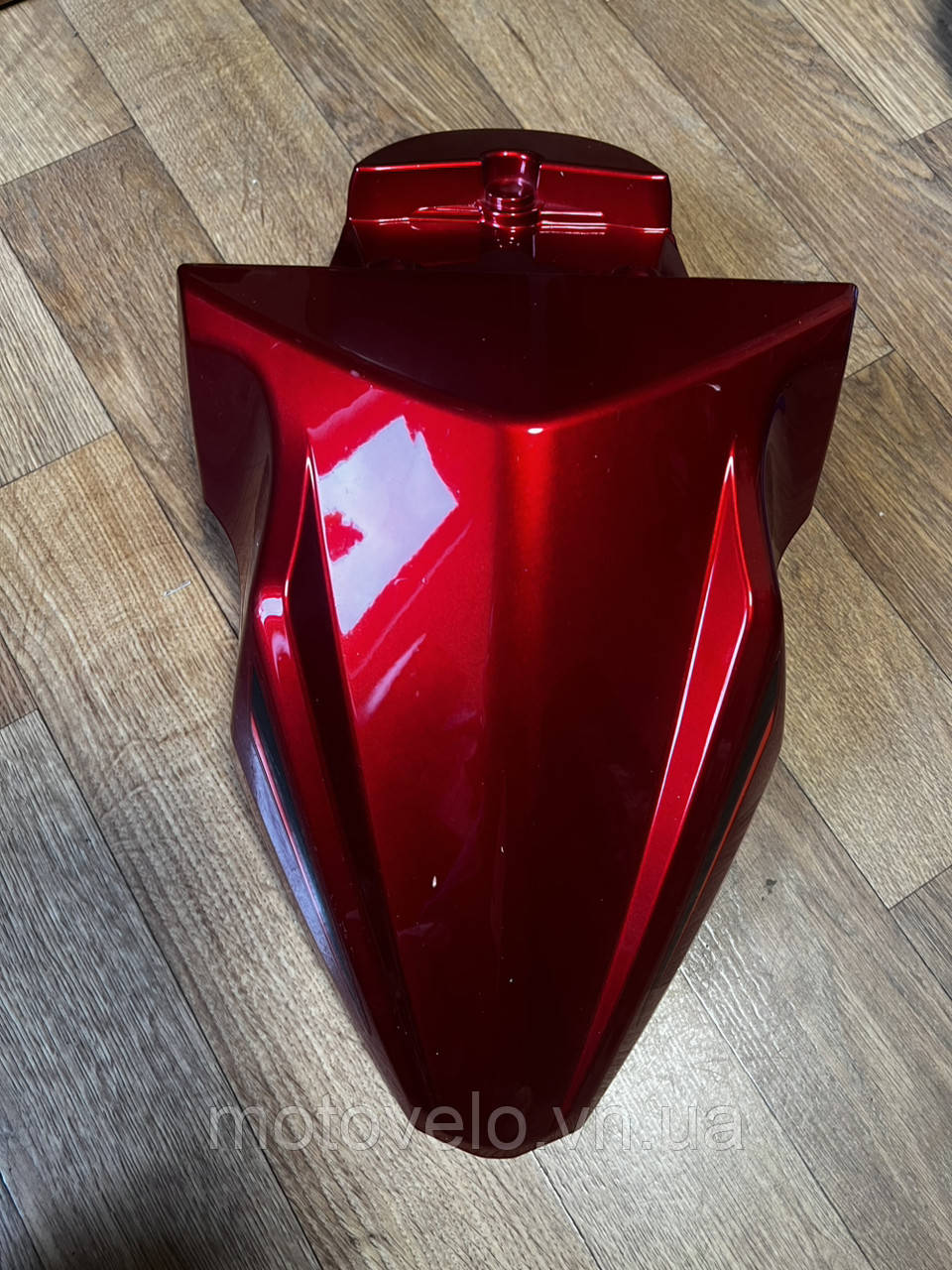 Пластик крило переднє SPARK SP150S-19B червоний