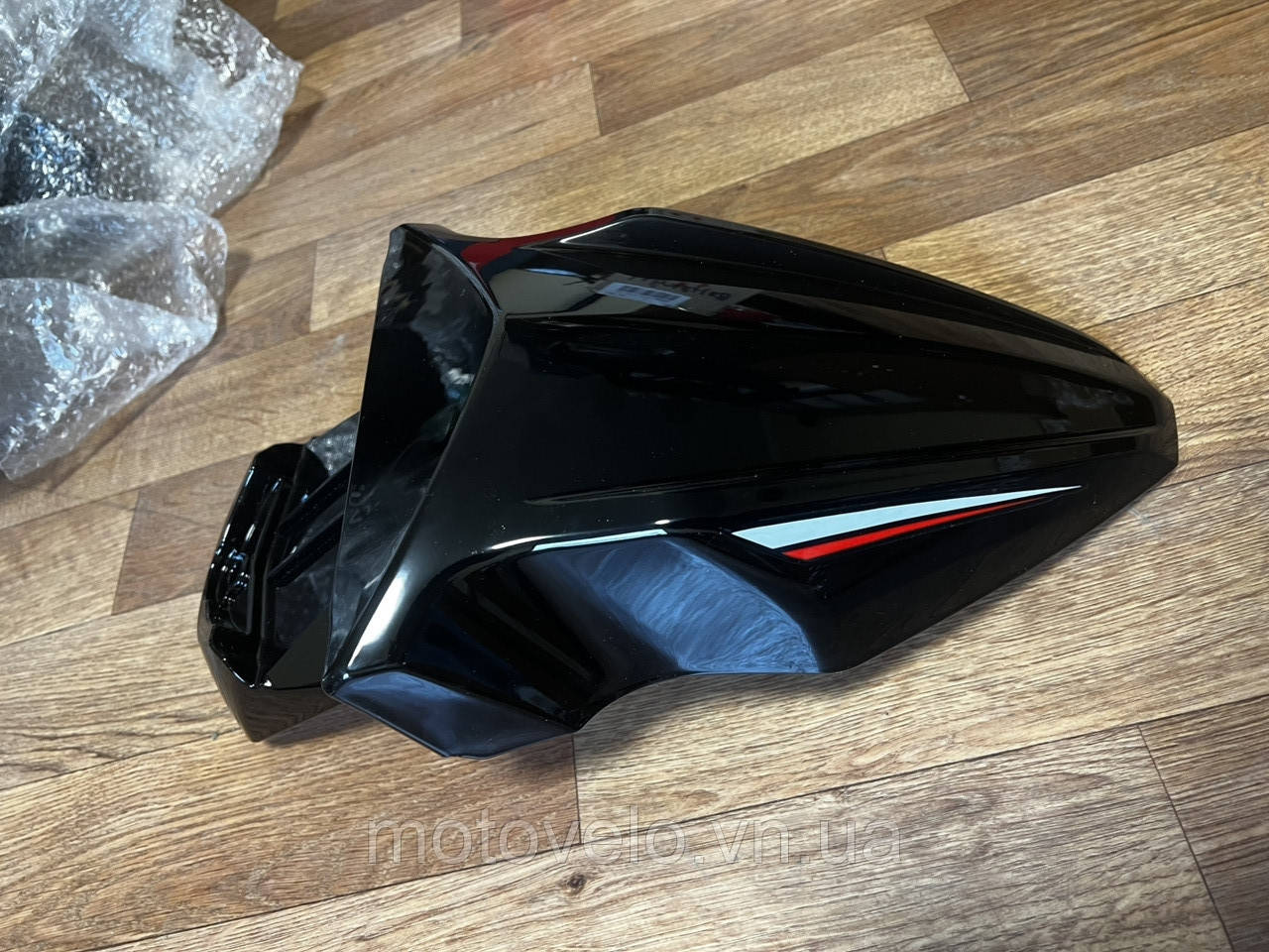 Пластик крило переднє SPARK SP150S-19B чорний
