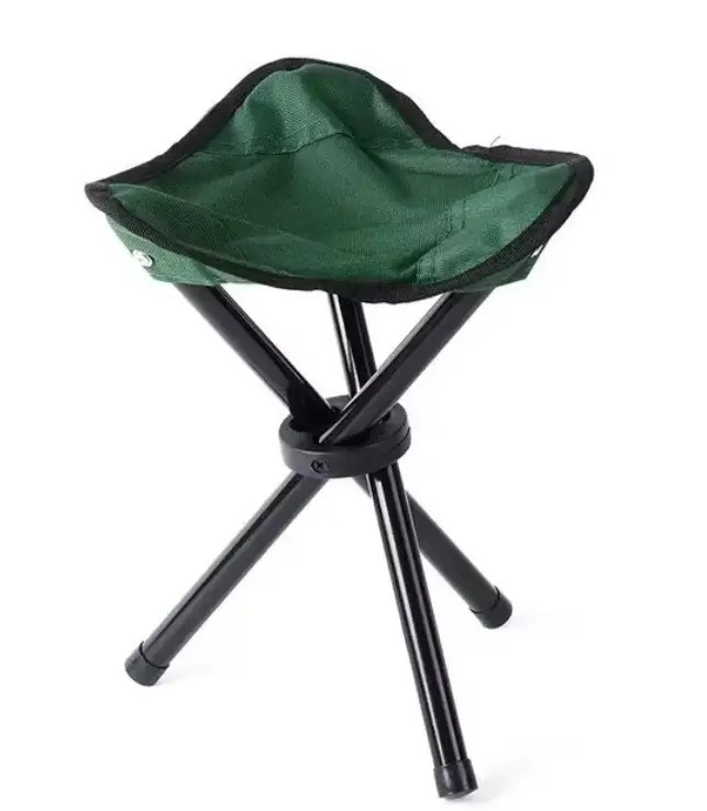 Багатофункціональний складний стілець-трикутник Зелений Похідний для риболовлі пікніка природи KT6010301 PeremogaUA, фото 1