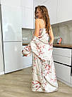 Жіночий шовковий піжамний комплект трійка пісочний з квітами, фото 4