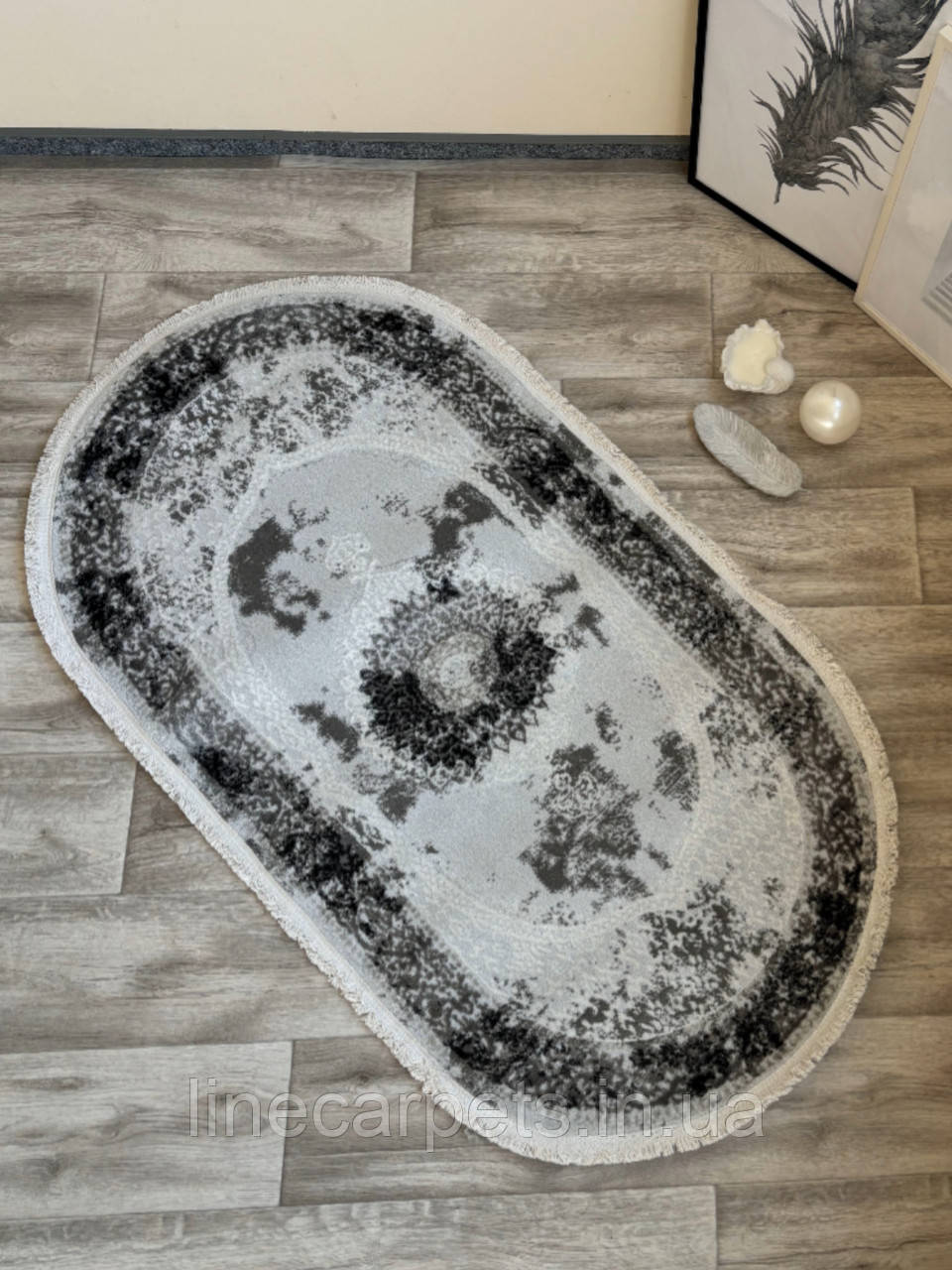 Классичний  овальний стильний килим GRANADA C570B GREY-L.GREY