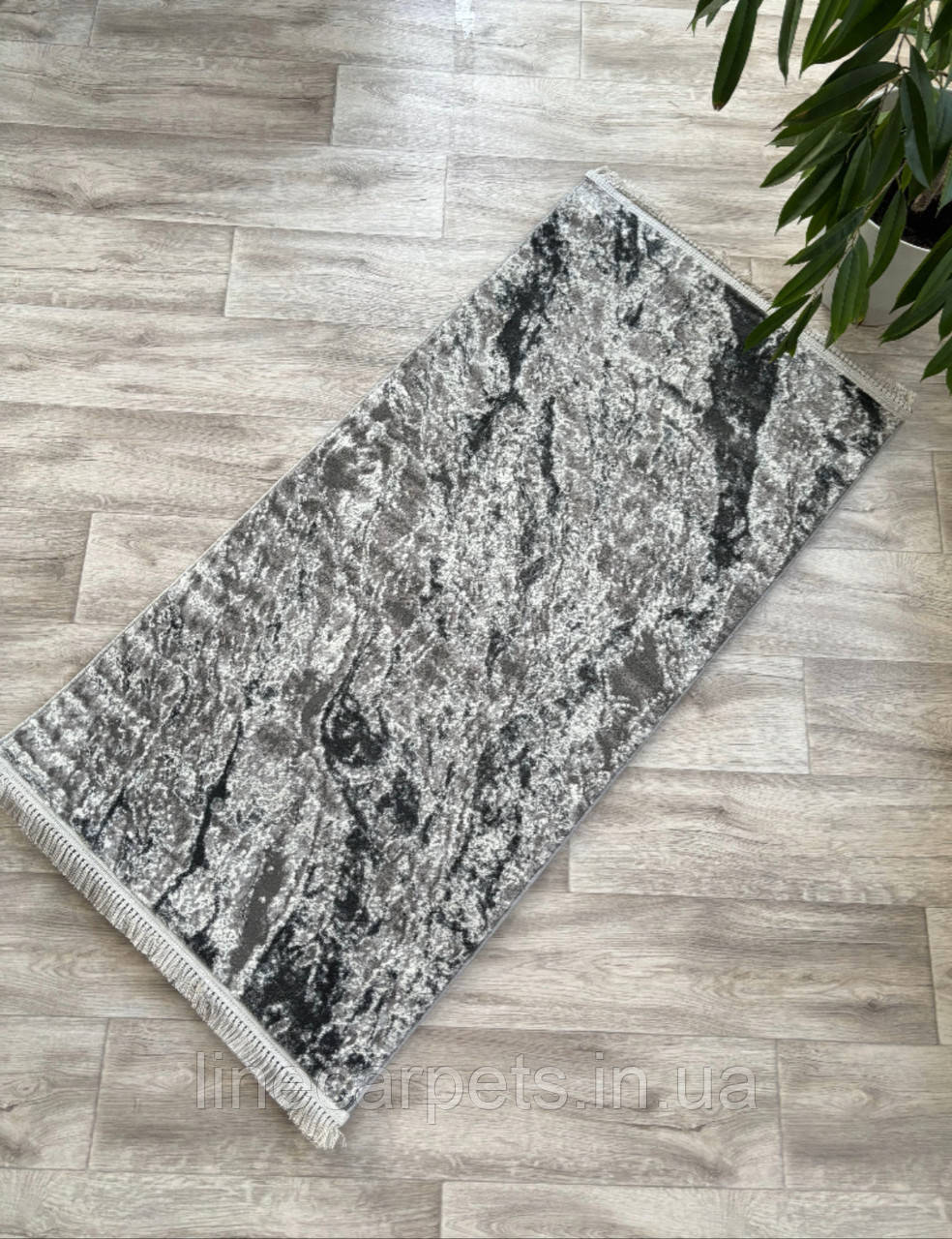 Сучасний прямокутний килим в сірому кольрі LEVADO 09045A L.GREY/L.GREY