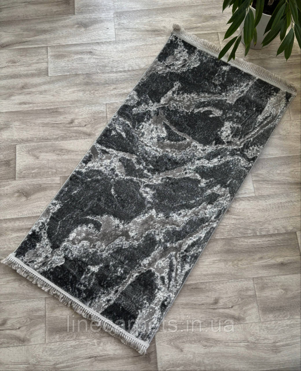 Сучасний килим в сірому кольрі LEVADO 09040A D.GREY/L.GREY