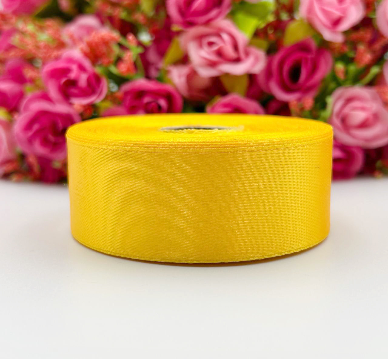 Атласна стрічка для рукоділля - 2,5 см x 23 м / Теплий жовтий, фото 1