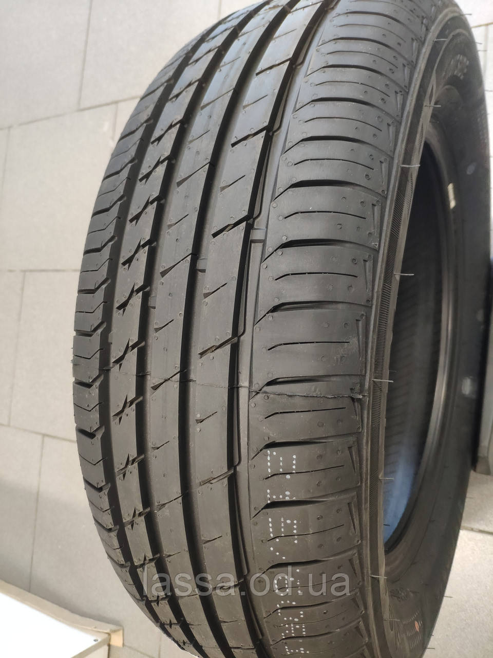 Літня шина Sailun Atrezzo Elite 185 / 65 R15 88H