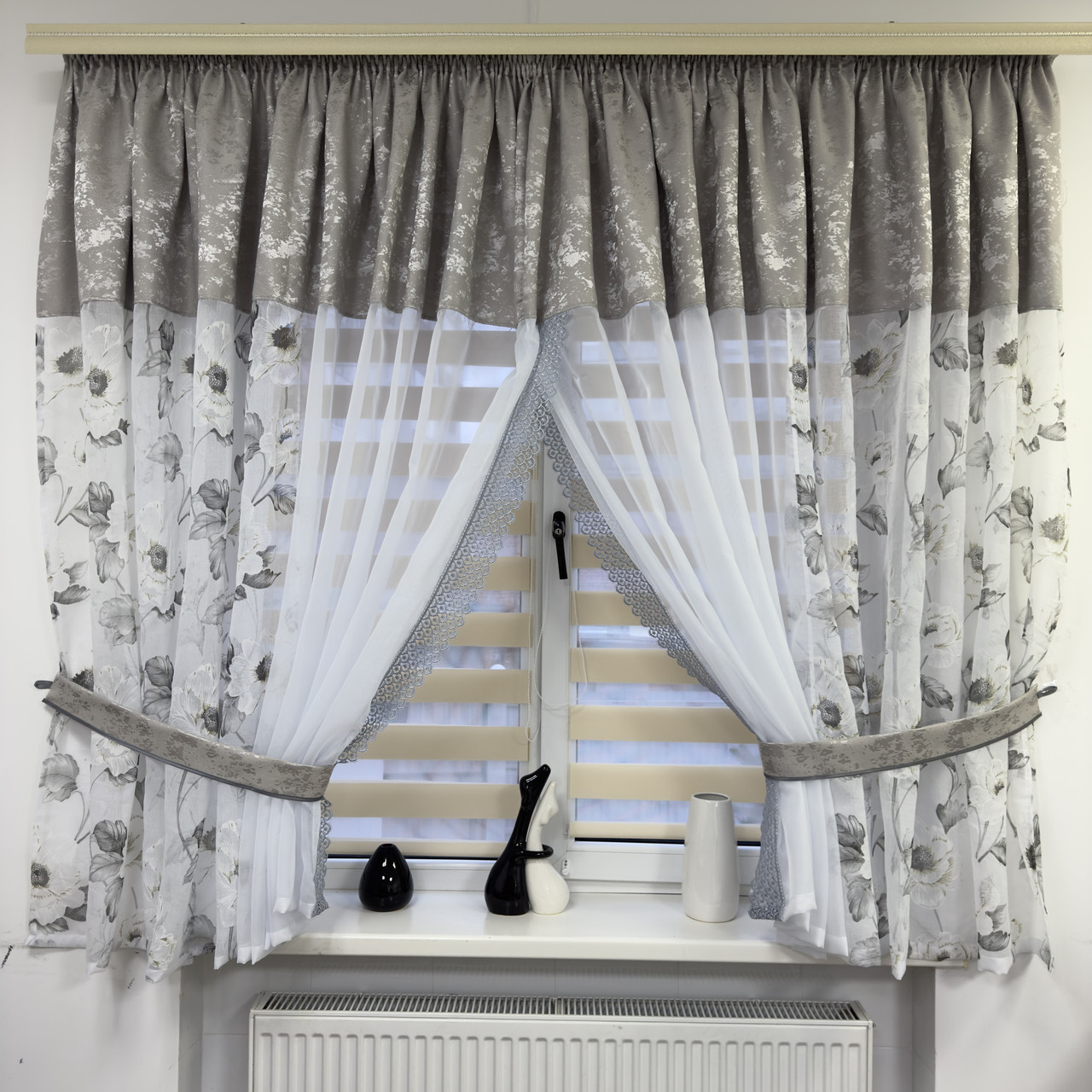 Фіранка на кухню №465 сірий