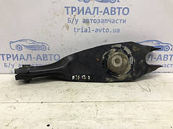 Важіль задньої підвіски нижній поперечний (під пружину) Hyundai Santa Fe CM 2.7 БЕНЗІН G6EA (б/у)