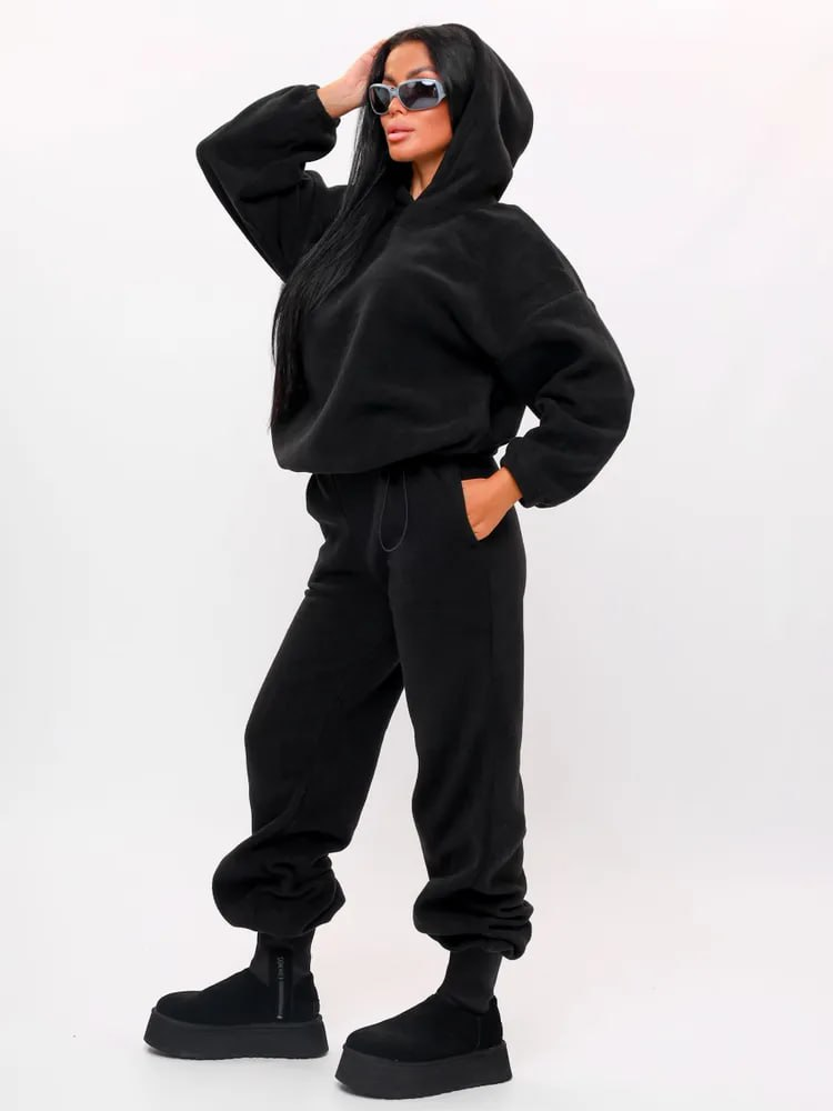Стильний oversize спортивний костюм – тренд, фото 1