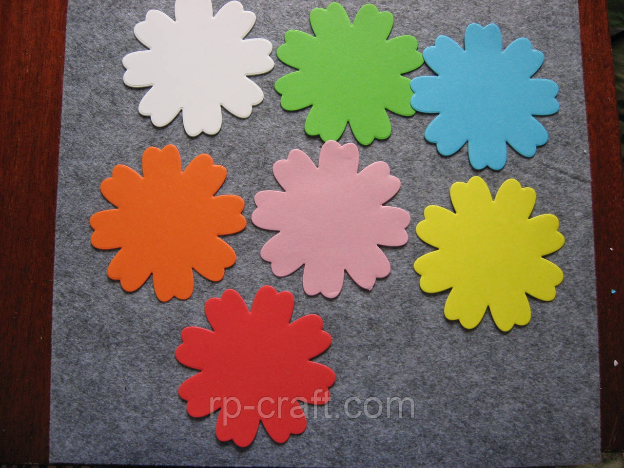 Вирубування з паперу та картону. Квітка 88х88 мм, фото 1