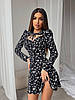 Кльошна сукня міні в квітковий принт з красивою шнурівкою і декольте на грудях з м'якої тканини софт чорного кольору, фото 8