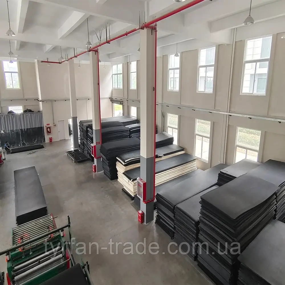 Пориста пластина