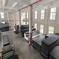 Неопрен (neoprene) прокладка під час спірання залізобетонних балок на ж/б колону