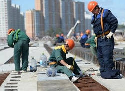 Спецодяг для будівельників: особливості, функції, типи