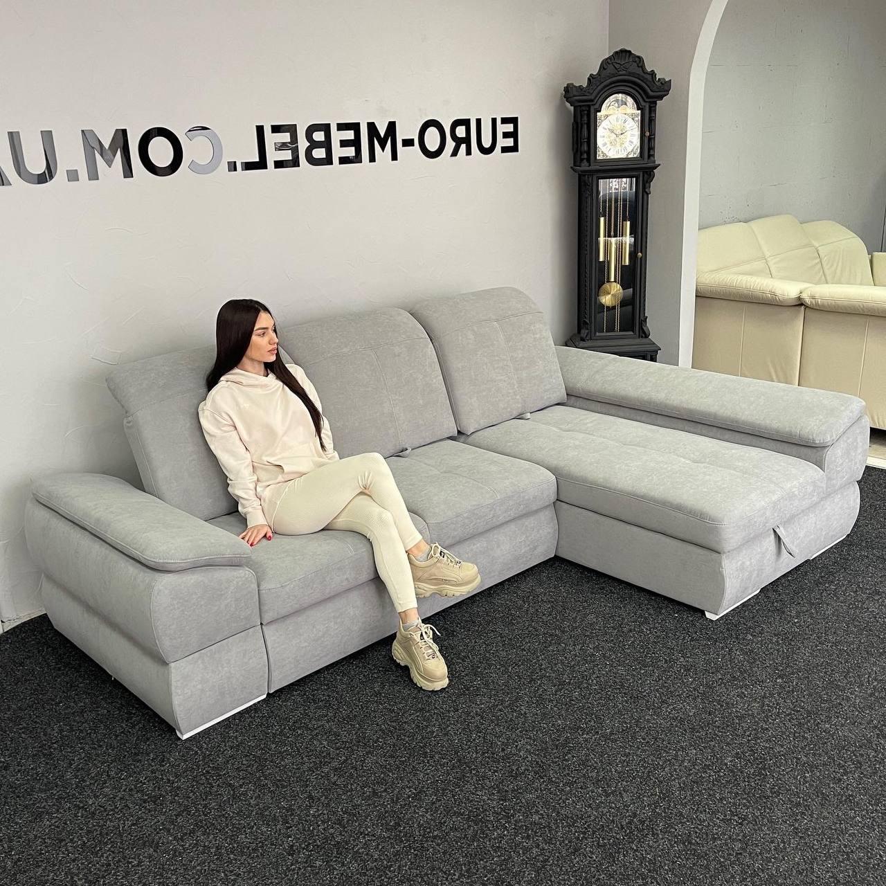 Новий розкладний кутовий диван для відпочинку
