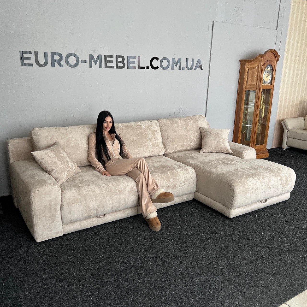 Новий розкладний диван в тканини з нішею