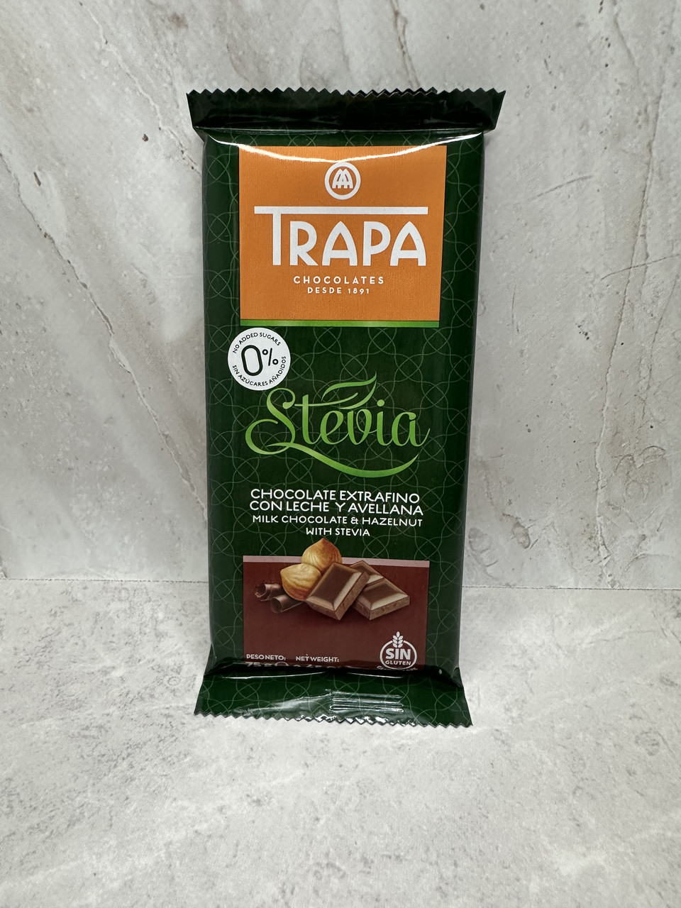 Молочний шоколад без цукру та глютена Trapa Stevia з фундуком, 75 г