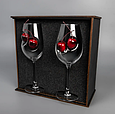 Подарунковий набір із двох бокалів для вина з декоративними вставками у дерев'яному футлярі 350 мл, фото 2