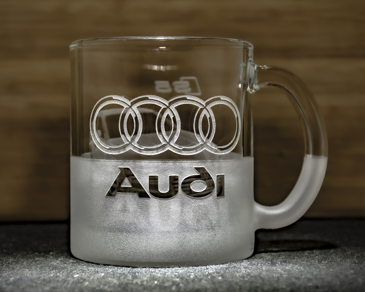 https://images.prom.ua/6589716242_w1280_h1280_audi_s5_podarok_voditelyu___gravirovkoj_avto_002.jpg?fresh=1