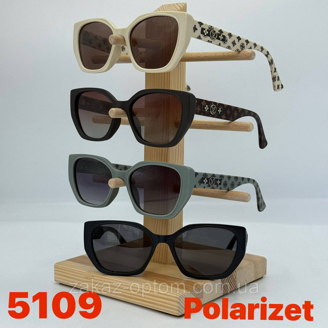 Окуляри жіночі LV гуртом Китай 5109-134867