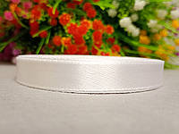 Атласна стрічка/1,2 см/23 метри/білий