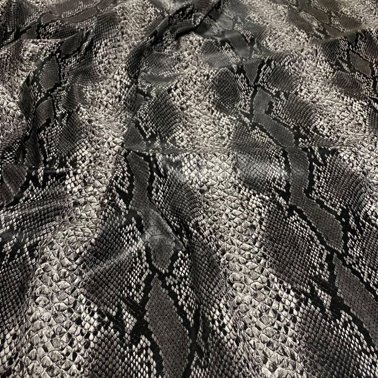 Шкірам Стрейч на трикотажі тиснений принт зміїні Чорний із сірим, фото 1