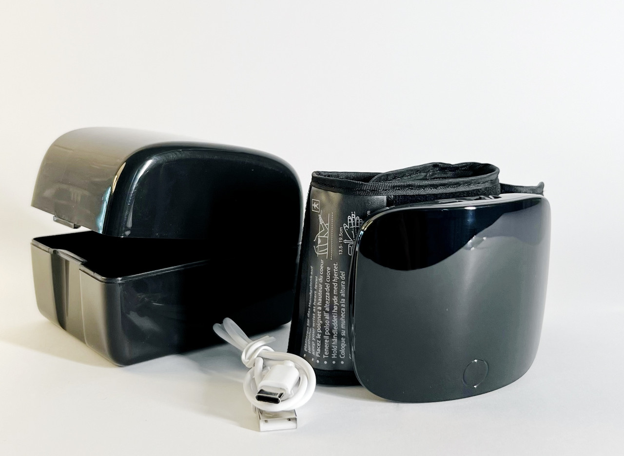 Автоматичний тонометр на зап'ястку з голосовим сповіщенням 300 мА·год YU227