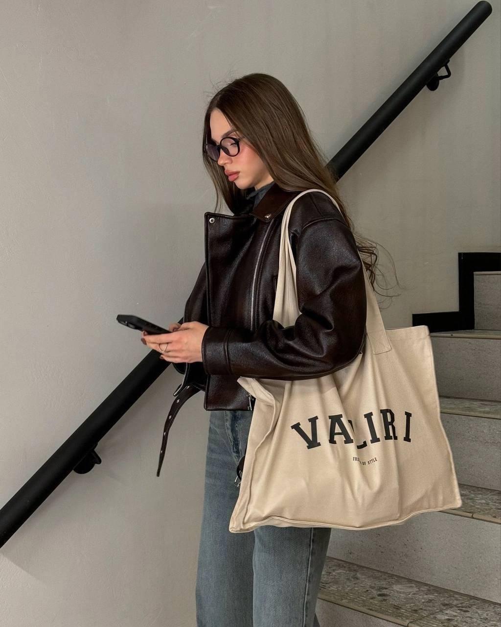 Жіноча базова весняна косуха трендова в стилі Zara з поясом шоколадна куртка еко шкіра демісезонна VS